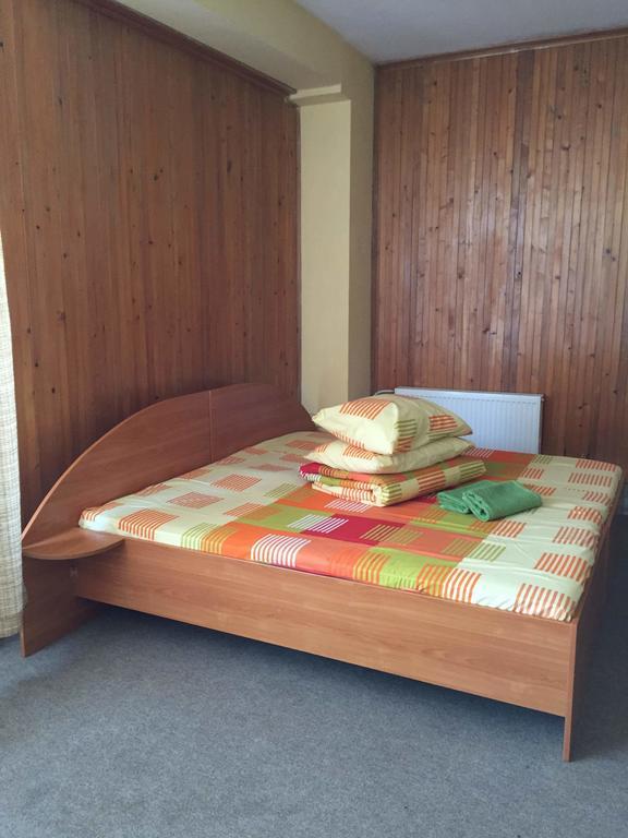 Motelis Jonuciai Garliava Chambre photo