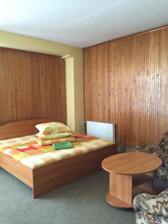 Motelis Jonuciai Garliava Chambre photo